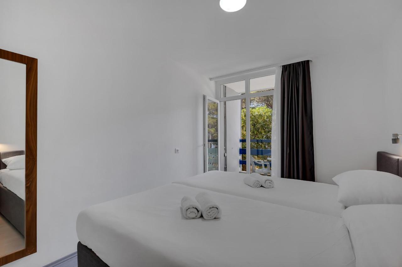 Hotel Alem Baška Voda Extérieur photo
